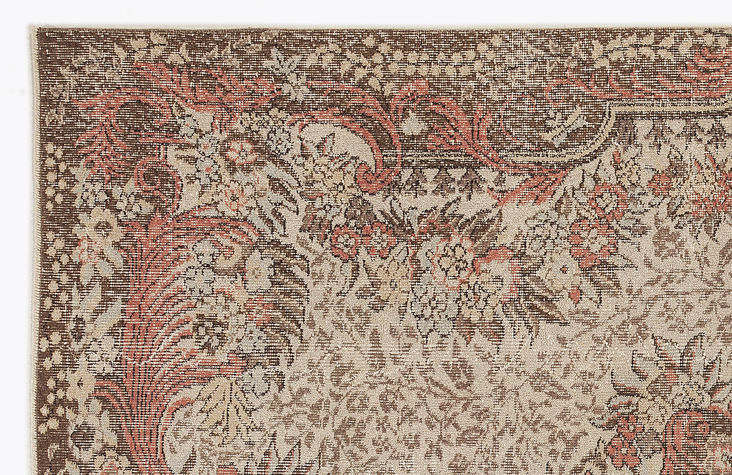 Kozeda - Vintage Medallion Rug - 5'8 X 9'8