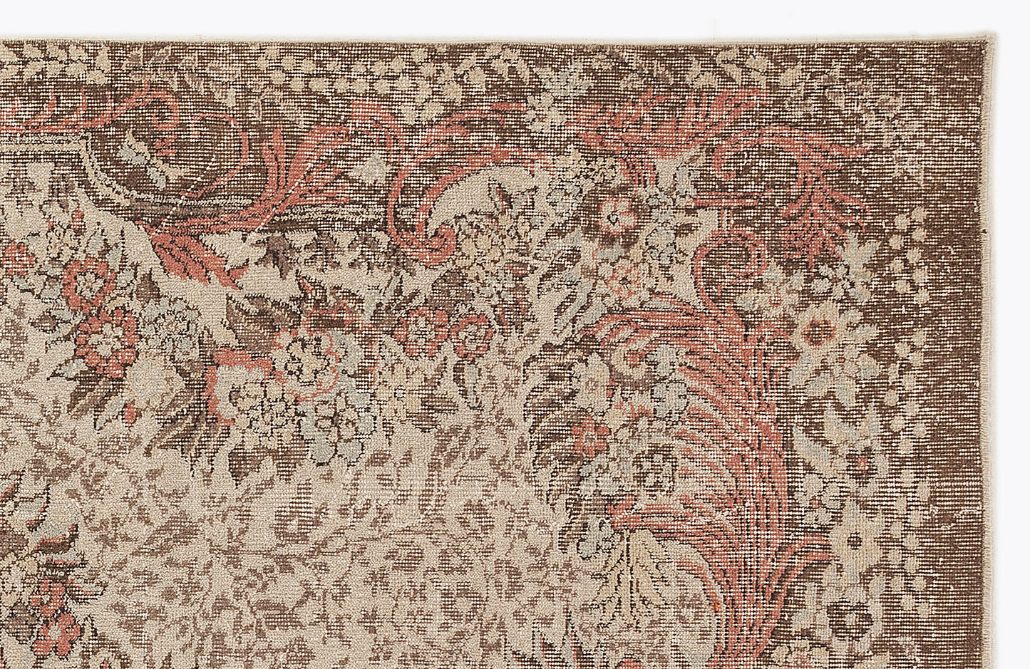 Kozeda - Vintage Medallion Rug - 5'8 X 9'8