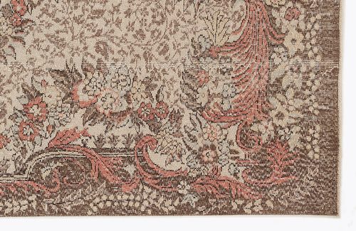 Load image 1 in gallery view. Kozeda - Vintage Medallion Rug - 5'8 X 9'8