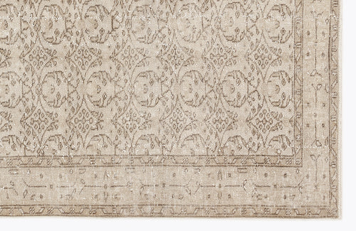 Load image 1 in gallery view. Dradana - Vintage Floral Rug - 5'5 X 9'2
