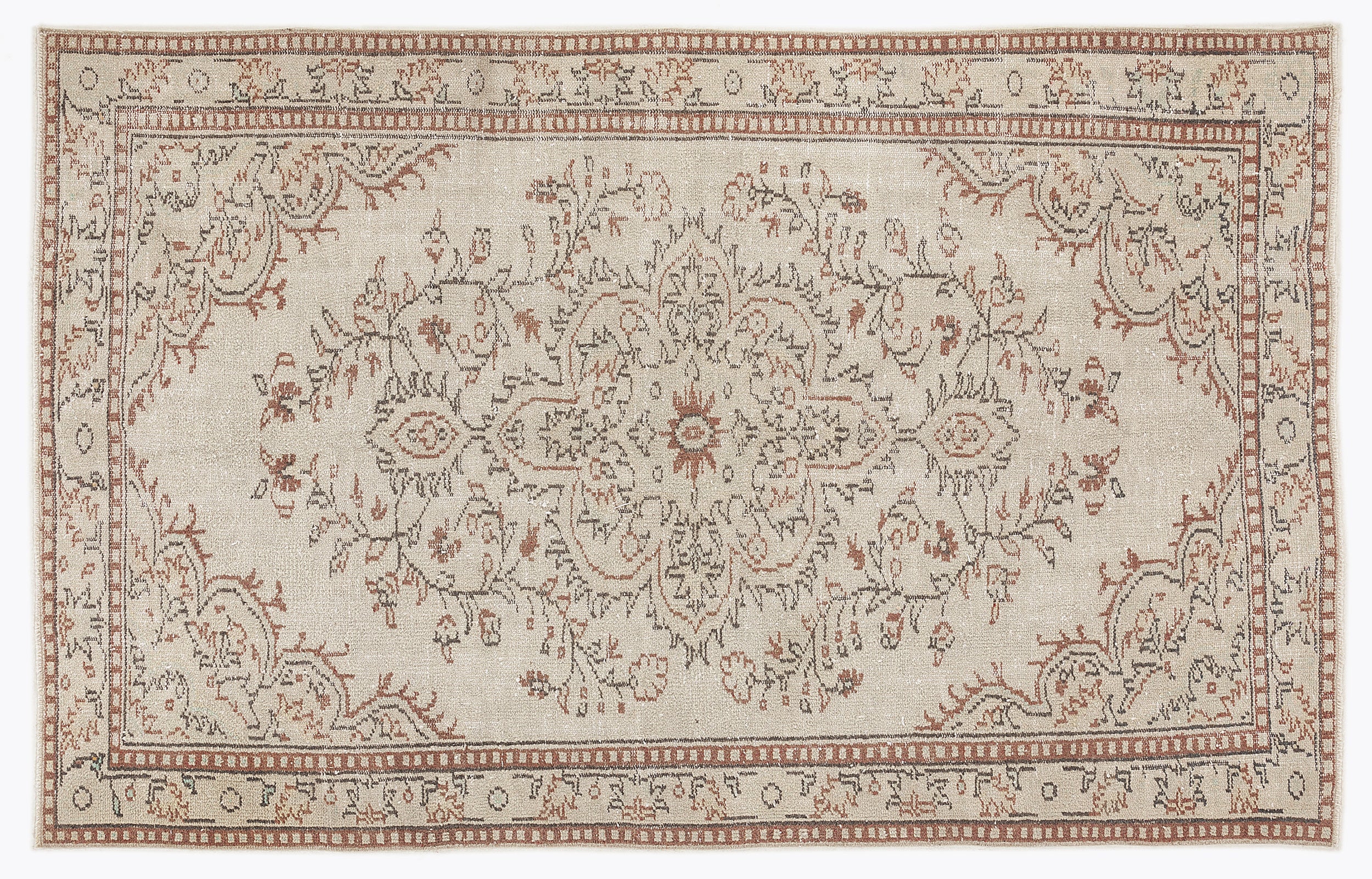 Semean - Vintage Medallion Rug - 5'5 X 8'7
