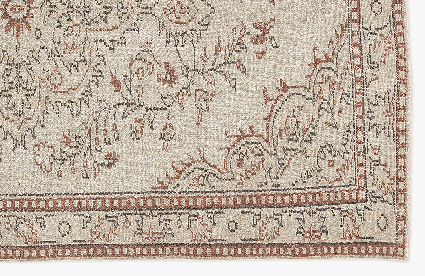 Semean - Vintage Medallion Rug - 5'5 X 8'7
