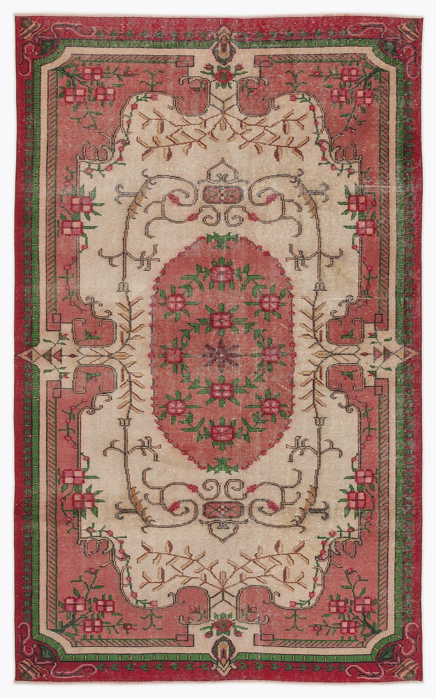 Tozesa - Vintage Medallion Rug - 5'7 X 9'2