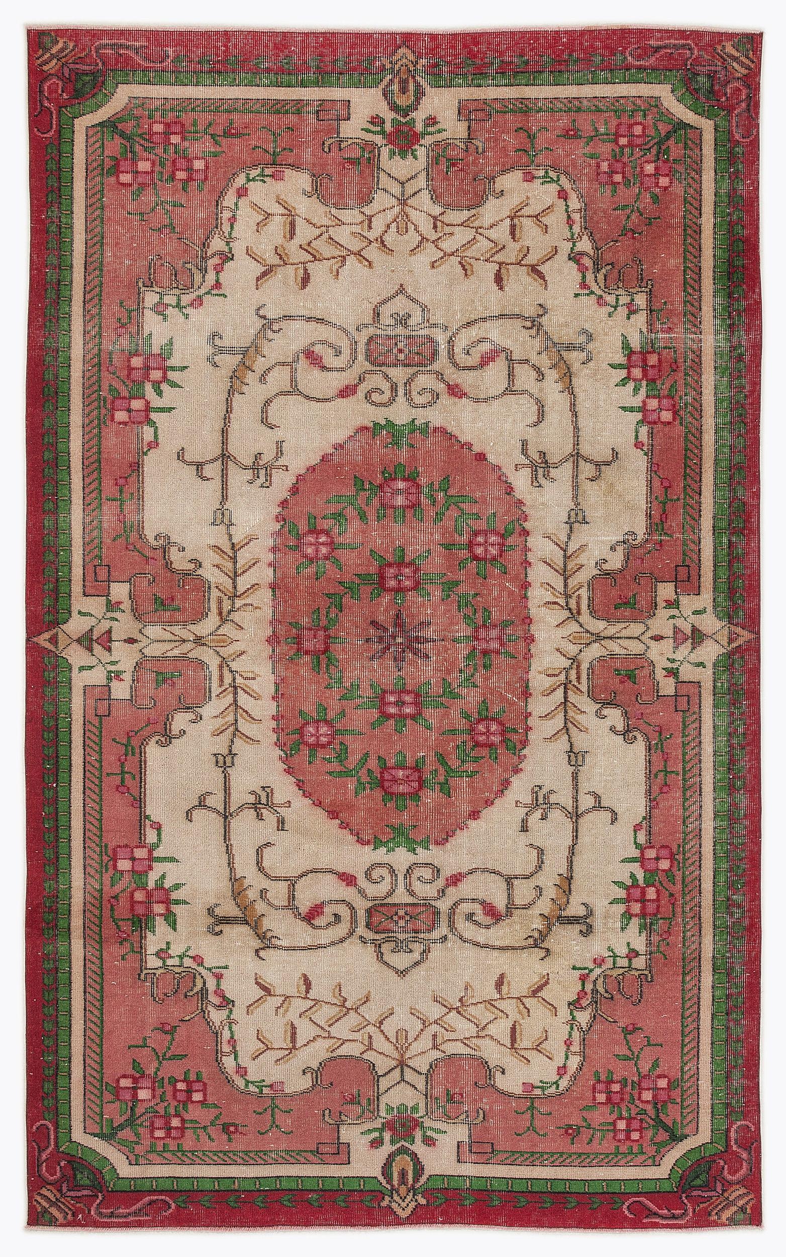Tozesa - Vintage Medallion Rug - 5'7 X 9'2