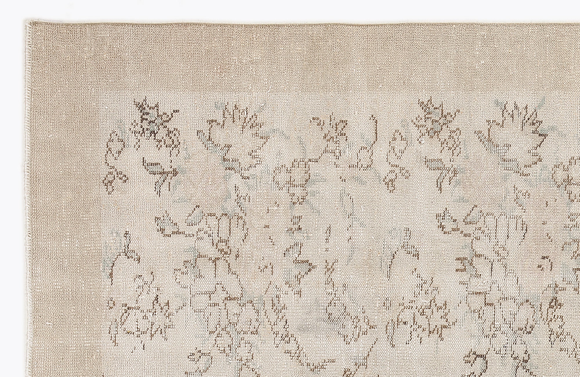 Bemuya - Vintage Floral Rug - 5'9 X 8'10