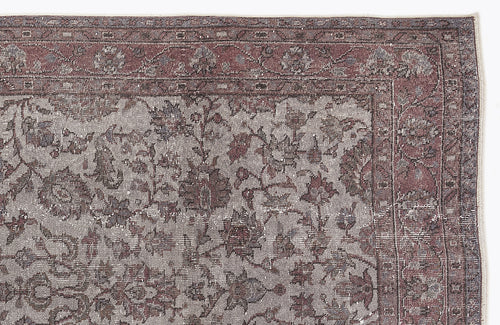 Load image 1 in gallery view. Crais - Vintage Floral Rug - 4'11 X 9'5