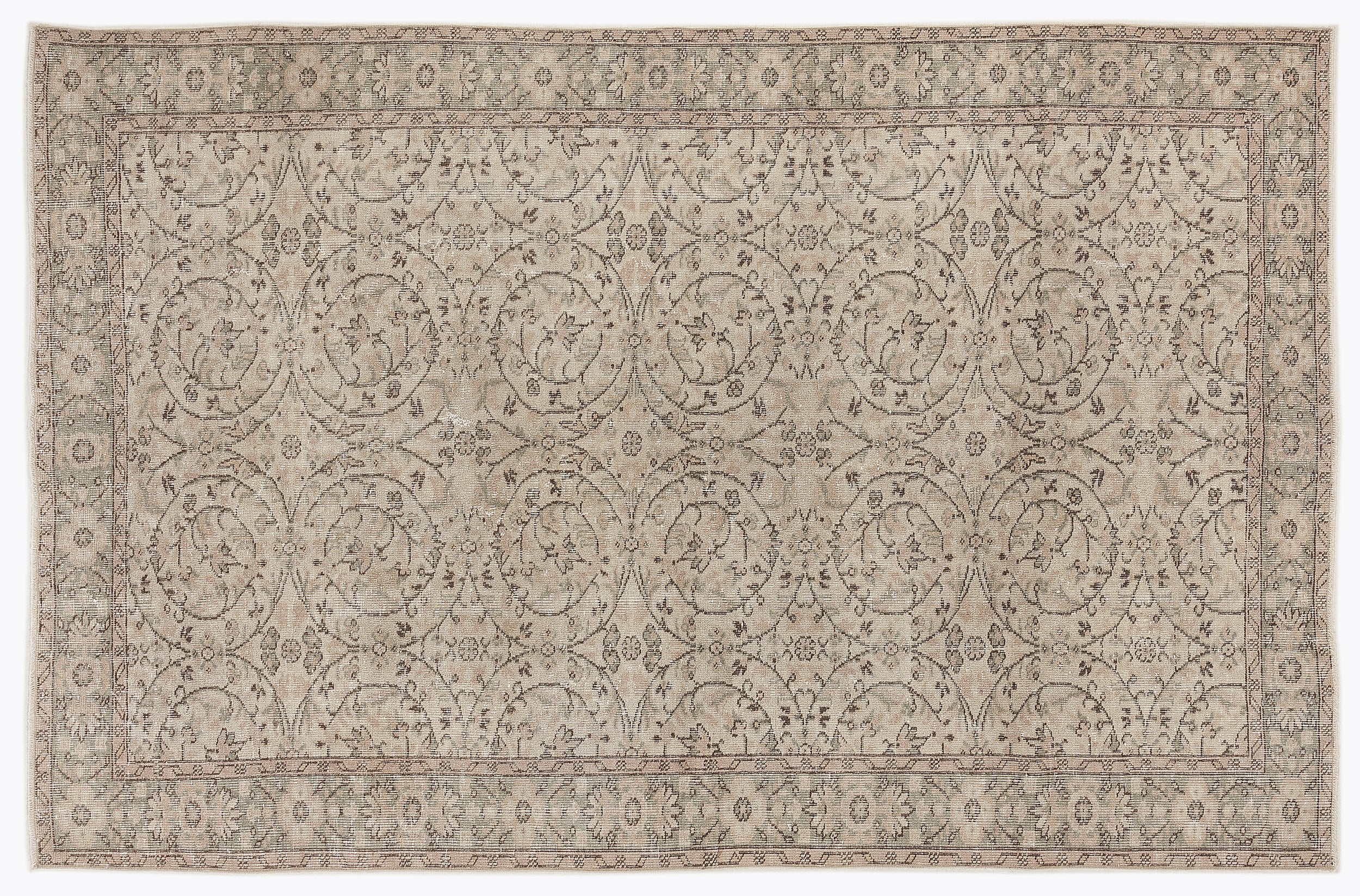 Bepoon - Vintage Floral Rug - 5'10 X 8'10