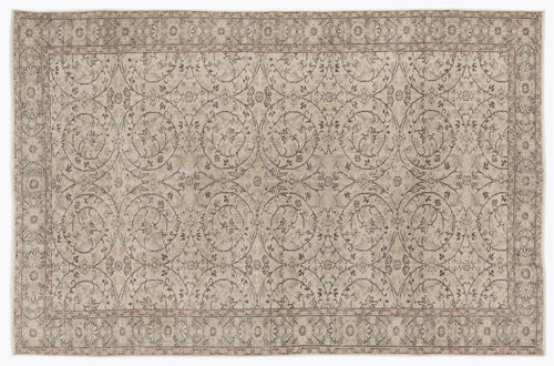 Load image 1 in gallery view. Bepoon - Vintage Floral Rug - 5'10 X 8'10