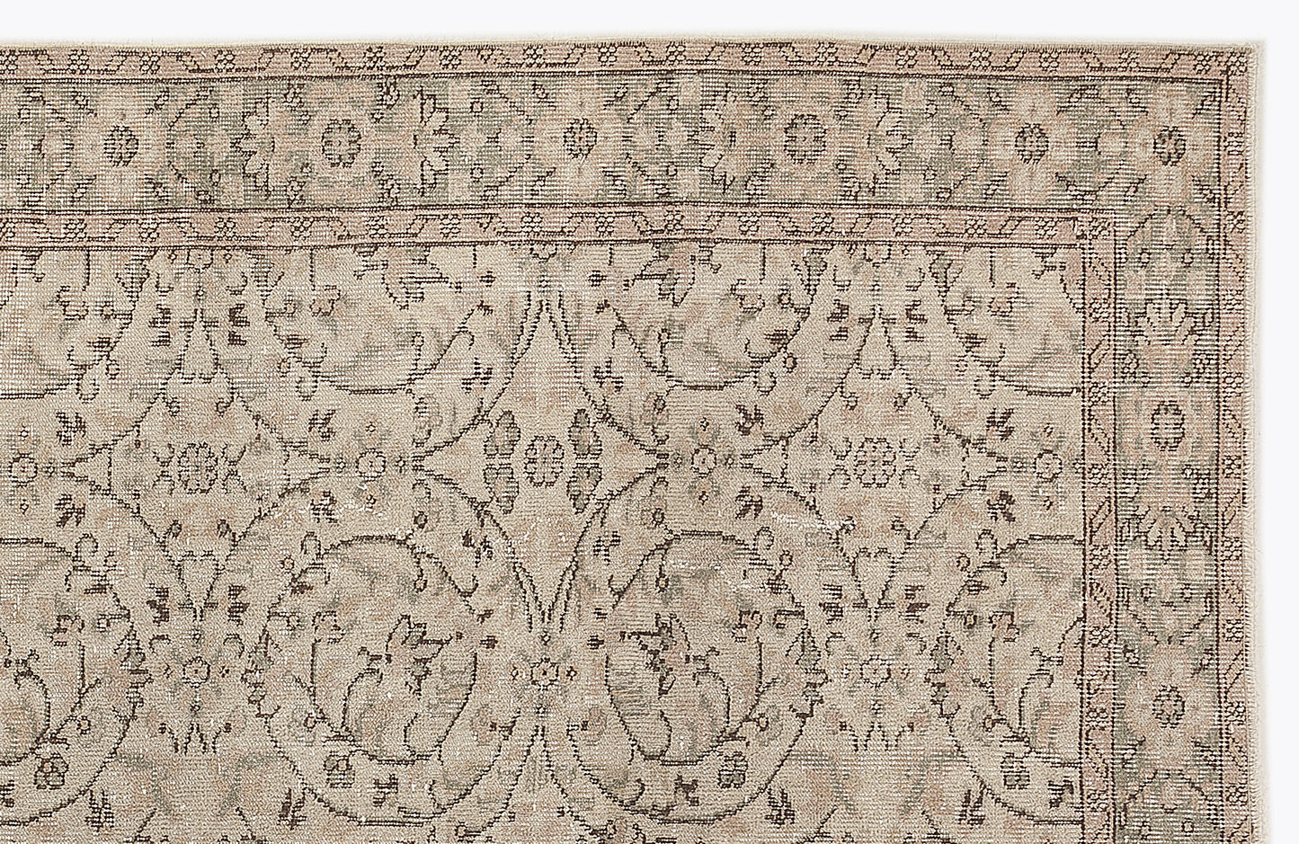Bepoon - Vintage Floral Rug - 5'10 X 8'10