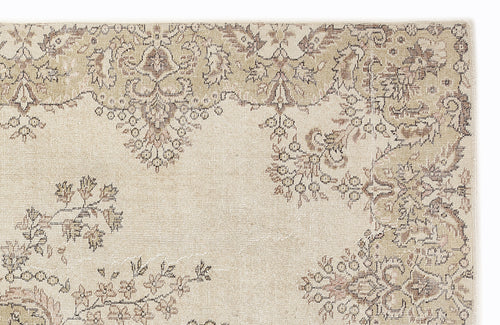 Load image 1 in gallery view. Difoor - Vintage Medallion Rug - 6'9 X 10'3