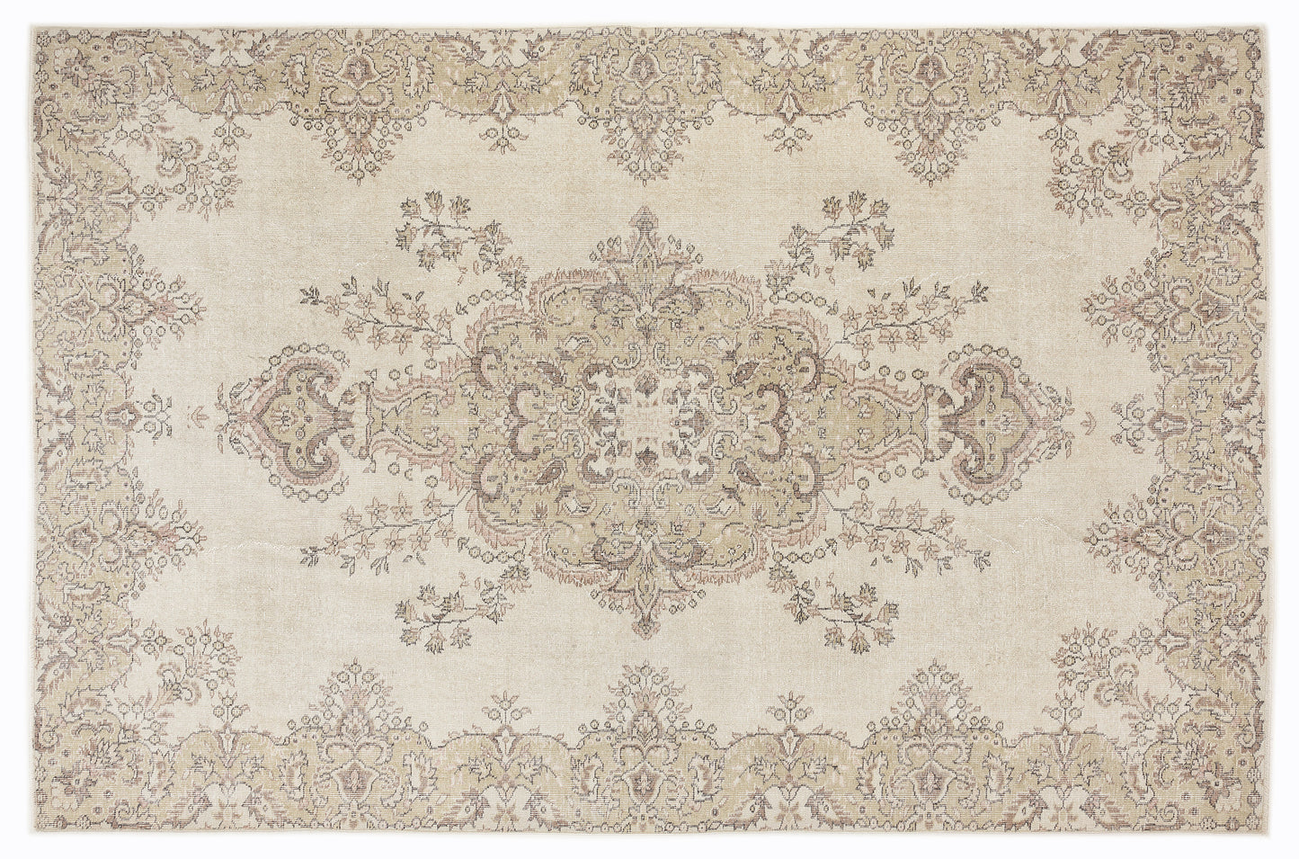 Difoor - Vintage Medallion Rug - 6'9 X 10'3