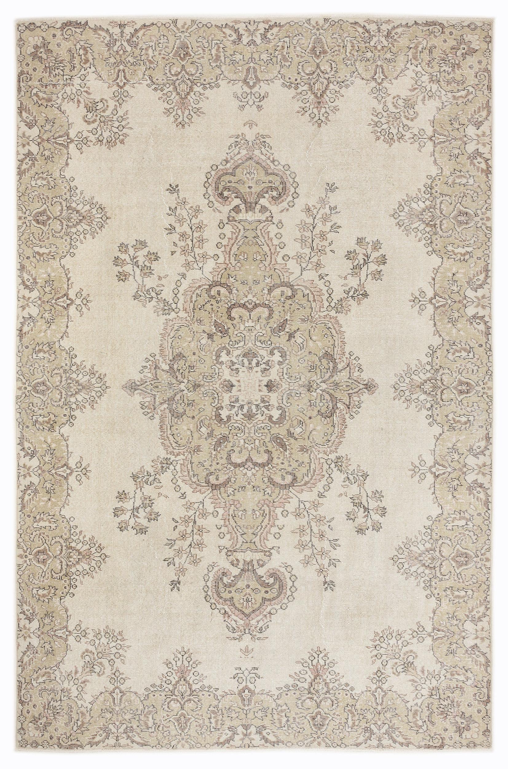 Difoor - Vintage Medallion Rug - 6'9 X 10'3
