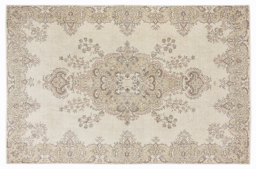 Load image 1 in gallery view. Difoor - Vintage Medallion Rug - 6'9 X 10'3