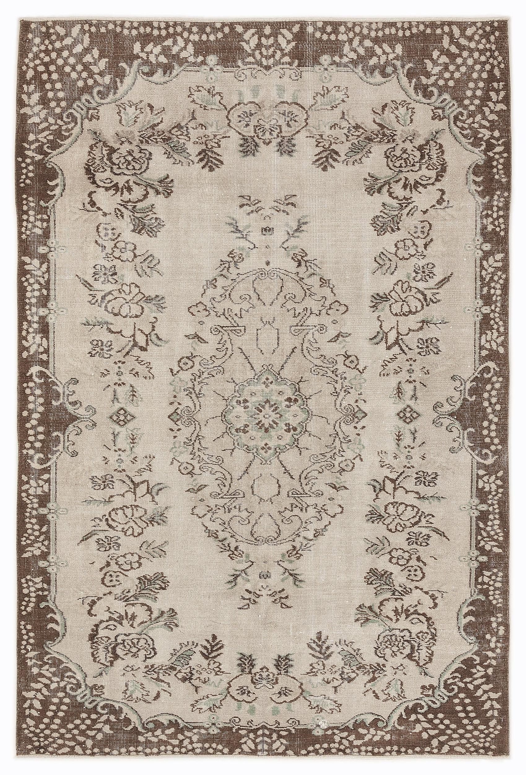 Ciguar - Vintage Medallion Rug - 5'10 X 8'7