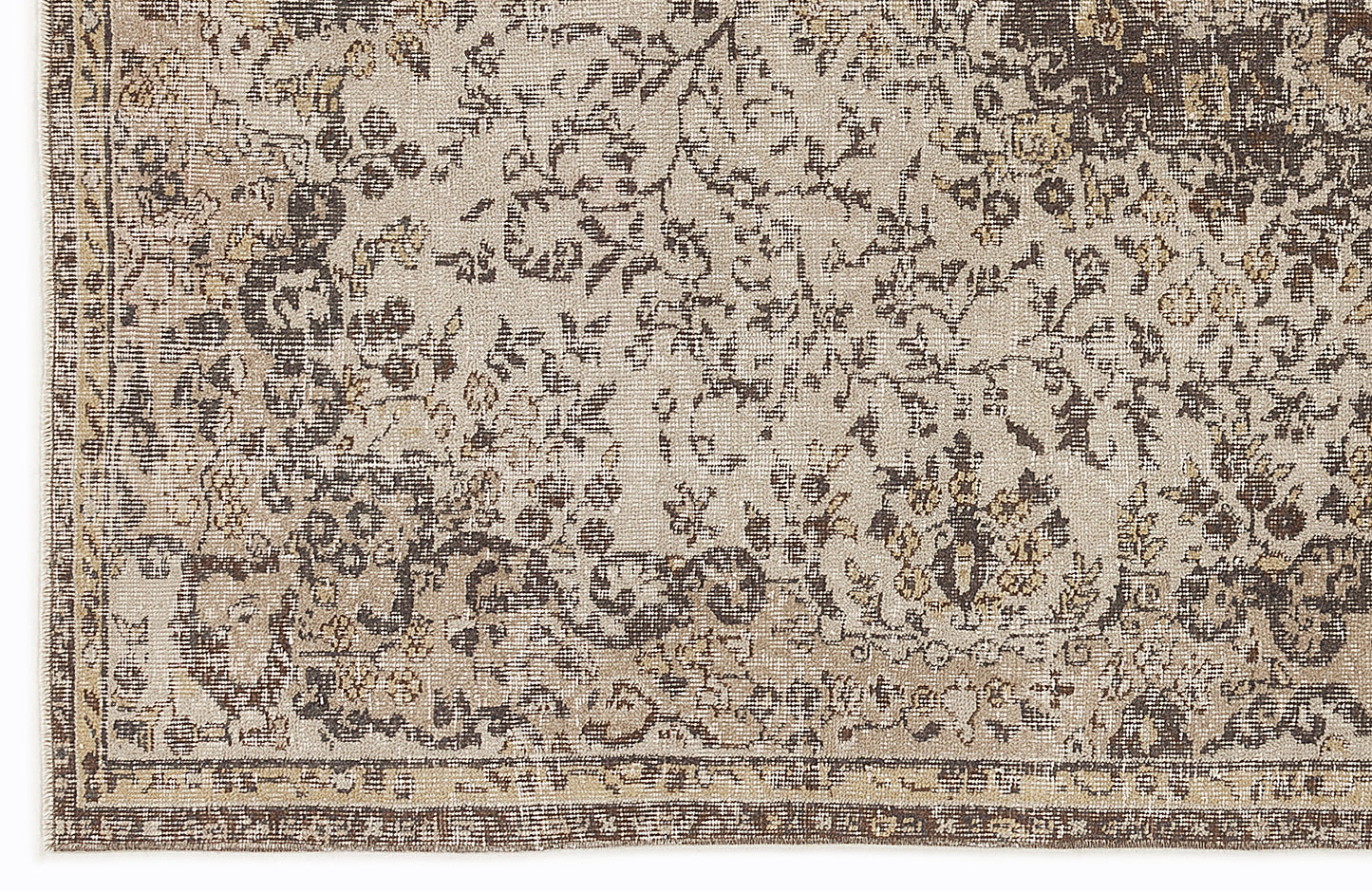 Nisua - Vintage Medallion Rug - 5'1 X 8'11