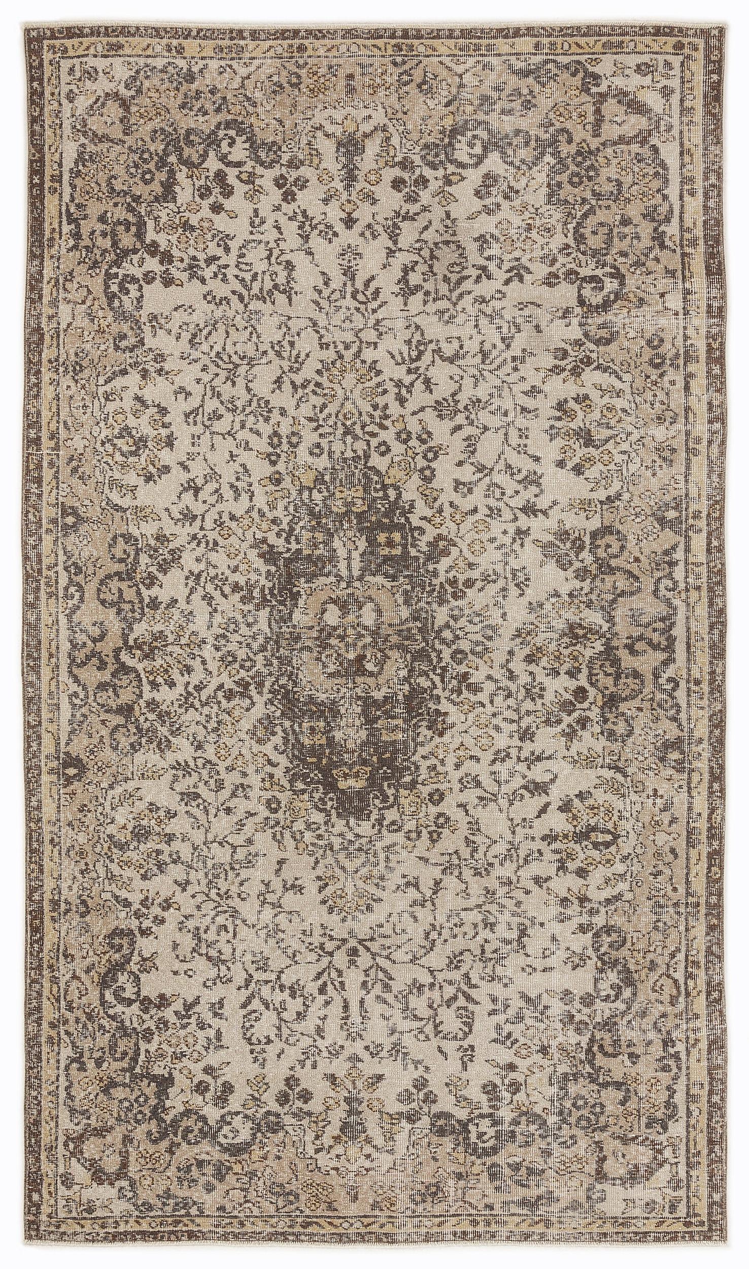 Nisua - Vintage Medallion Rug - 5'1 X 8'11
