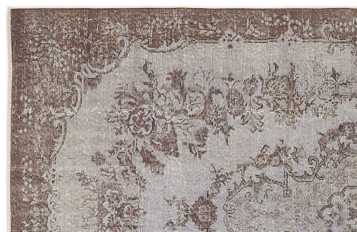Load image 1 in gallery view. Glaenuma - Vintage Medallion Rug - 5'5 X 9'4