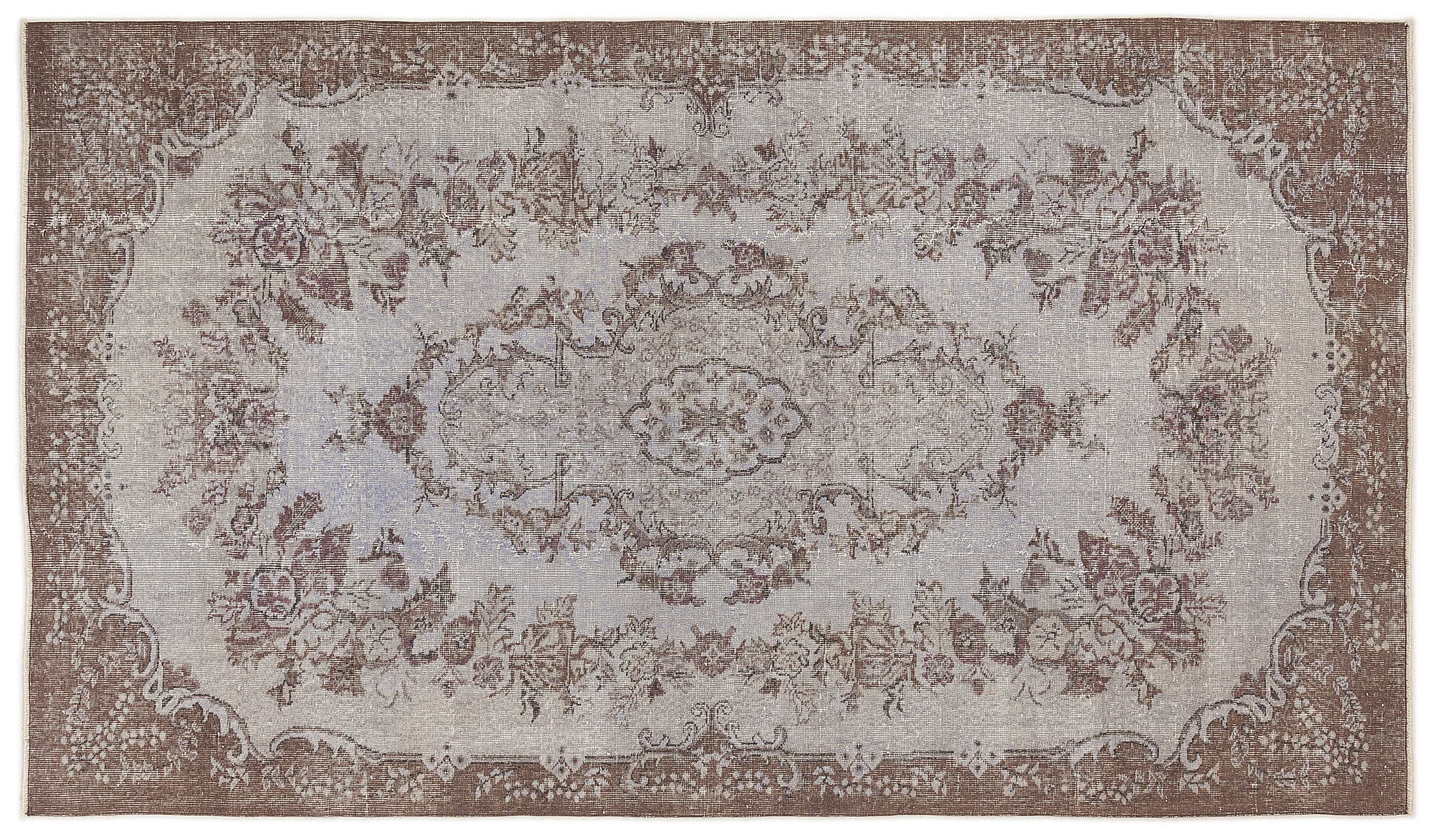 Glaenuma - Vintage Medallion Rug - 5'5 X 9'4