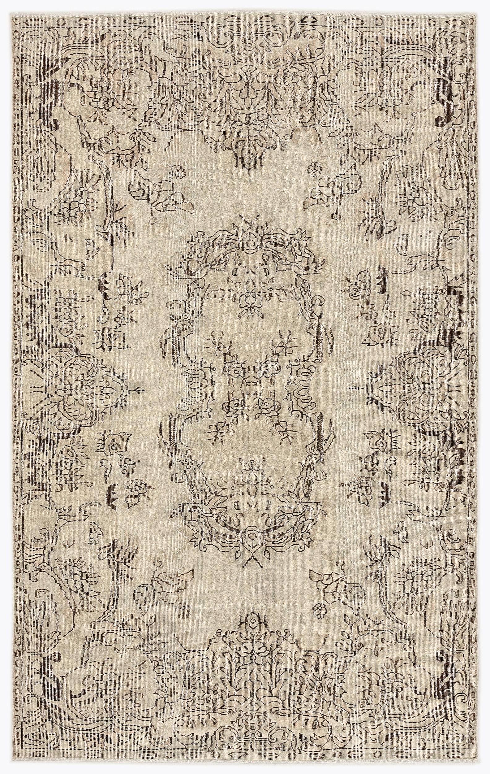 Zukusa - Vintage Medallion Rug - 5'7 X 8'11