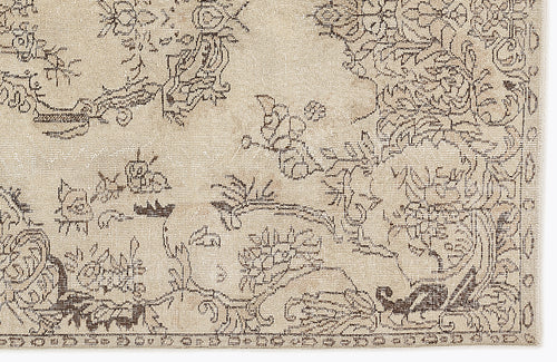 Load image 1 in gallery view. Zukusa - Vintage Medallion Rug - 5'7 X 8'11