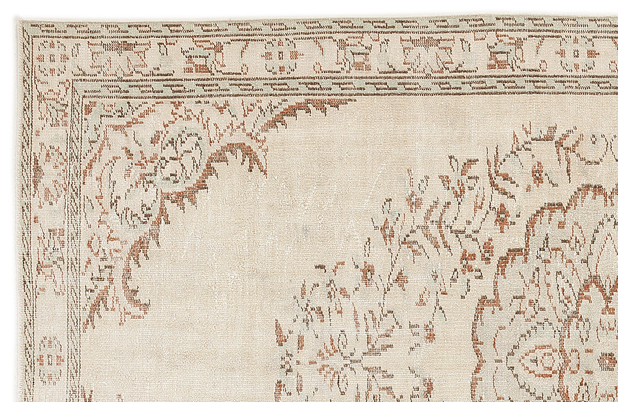 Bekeya - Vintage Medallion Rug - 5'4 X 9'1