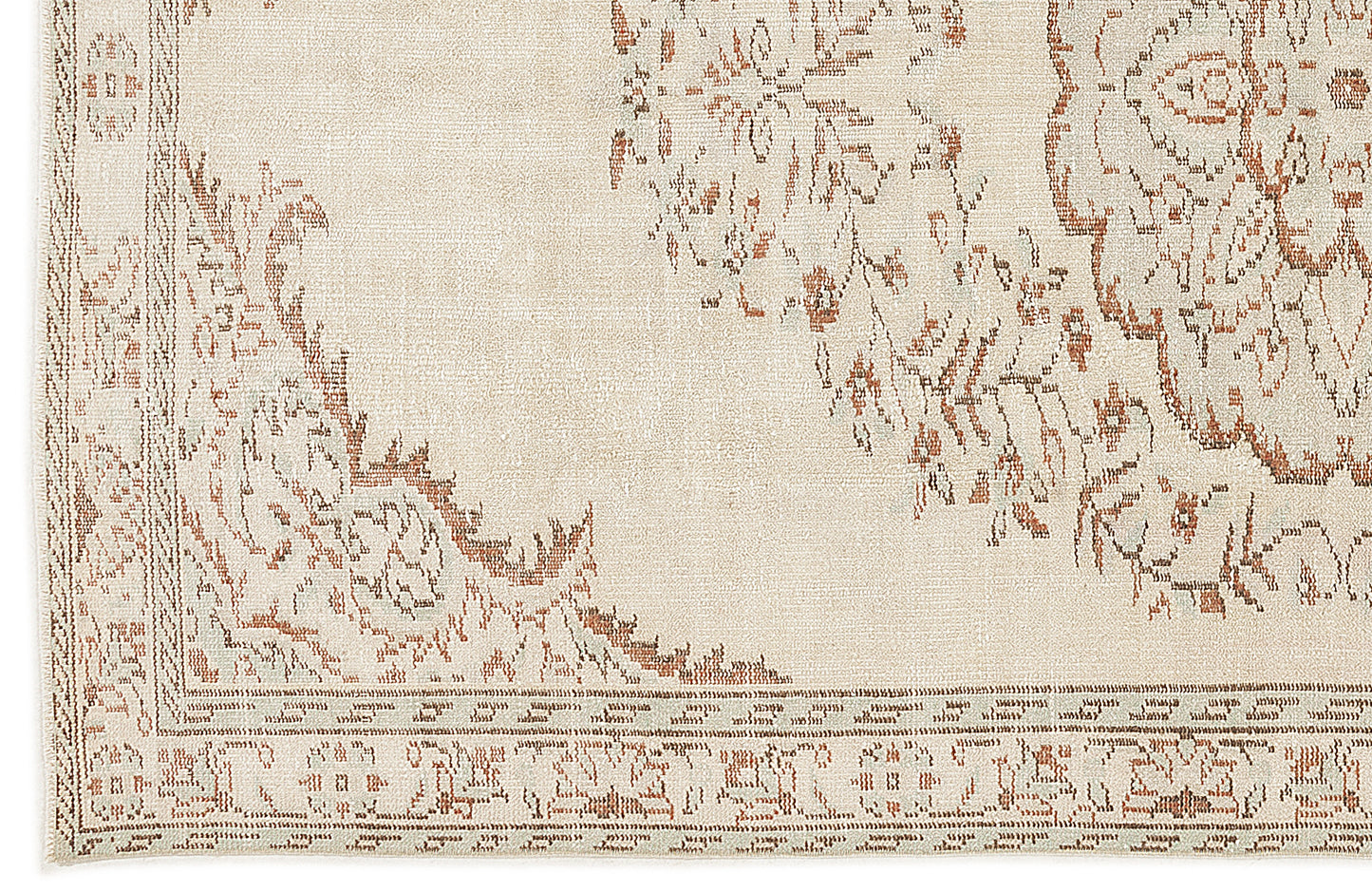Bekeya - Vintage Medallion Rug - 5'4 X 9'1