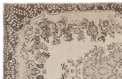 Load image 1 in gallery view. Zeuveix - Vintage Medallion Rug - 5'3 X 9'3
