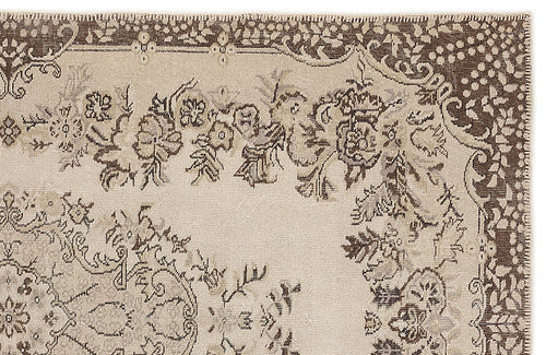 Load image 1 in gallery view. Zeuveix - Vintage Medallion Rug - 5'3 X 9'3