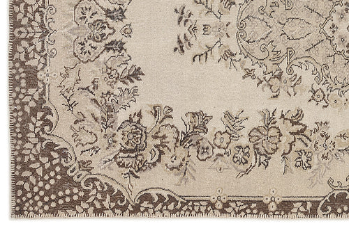 Load image 1 in gallery view. Zeuveix - Vintage Medallion Rug - 5'3 X 9'3
