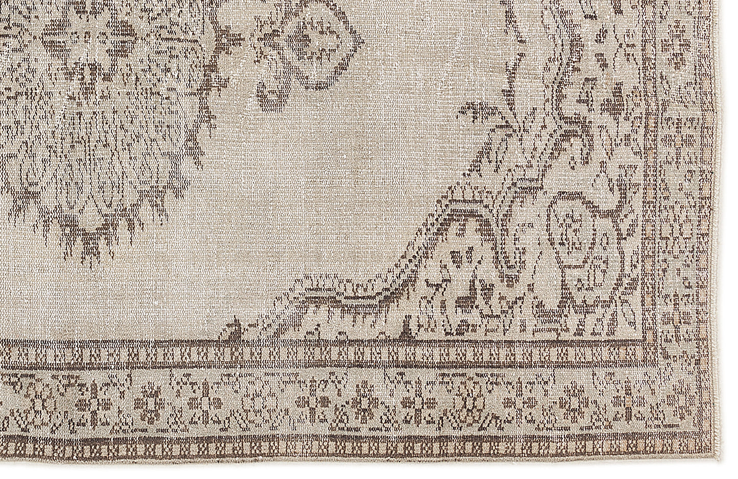 Zakora - Vintage Medallion Rug - 5'5 X 8'2