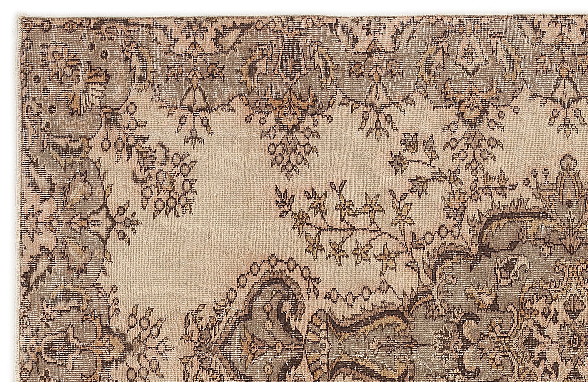 Caumina - Vintage Medallion Rug - 5'3 X 8'6