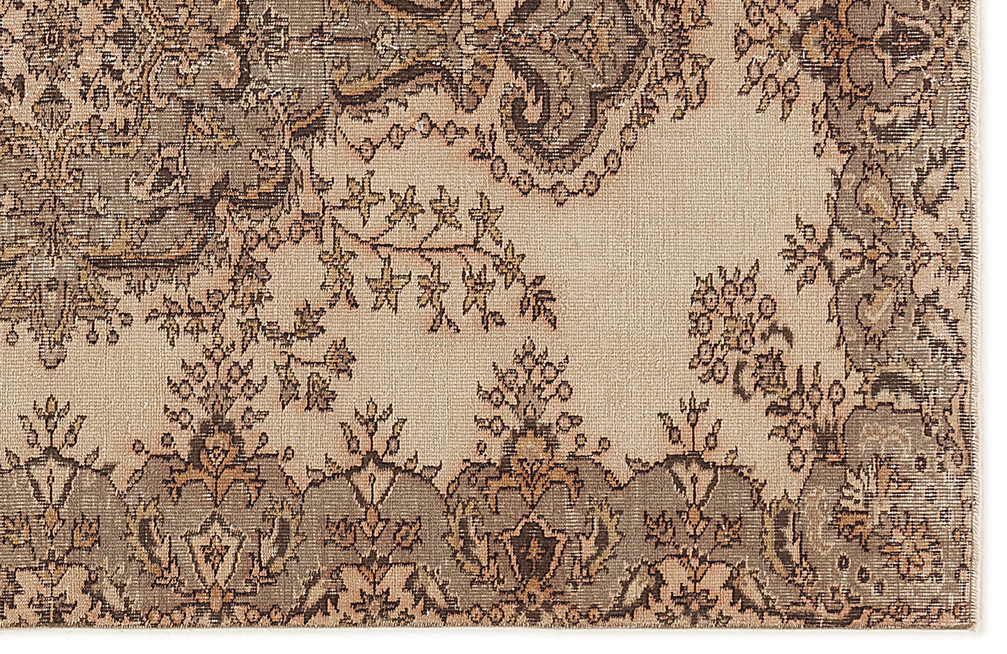 Caumina - Vintage Medallion Rug - 5'3 X 8'6