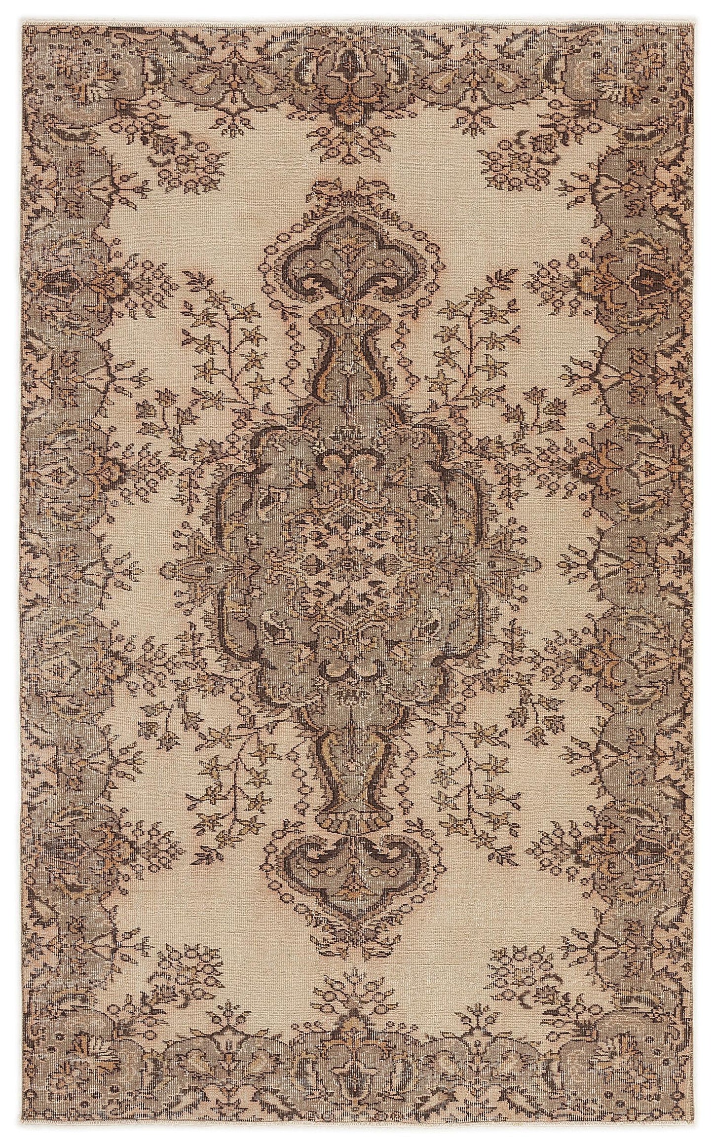 Caumina - Vintage Medallion Rug - 5'3 X 8'6