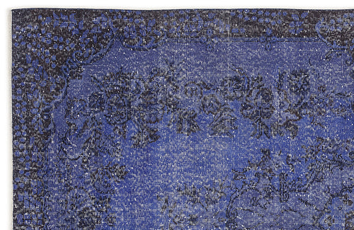 Load image 1 in gallery view. Glehean - Vintage Distressed Rug - 5'8 X 9'5