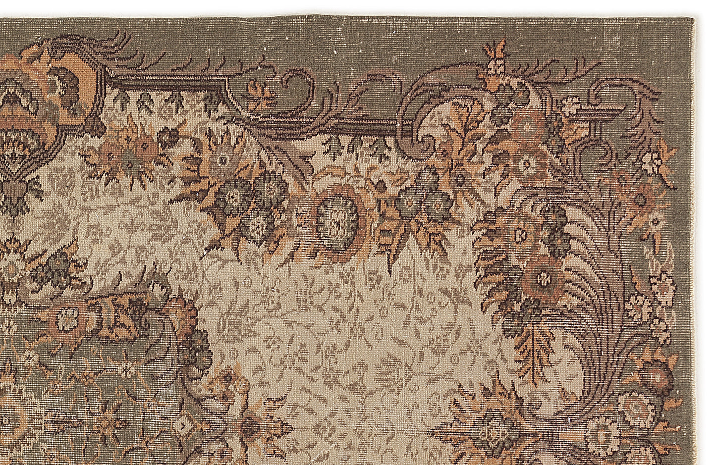 Shehuna - Vintage Medallion Rug - 5'3 X 9'1