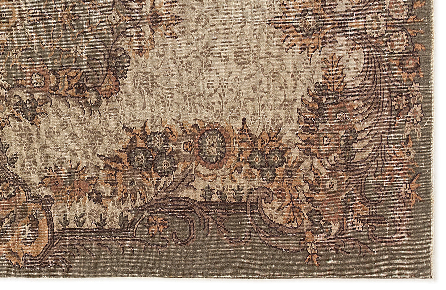 Shehuna - Vintage Medallion Rug - 5'3 X 9'1