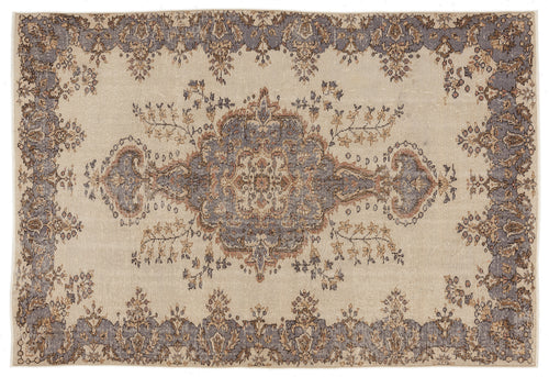 Load image 1 in gallery view. Hahata - Vintage Medallion Rug - 5'10 X 8'8
