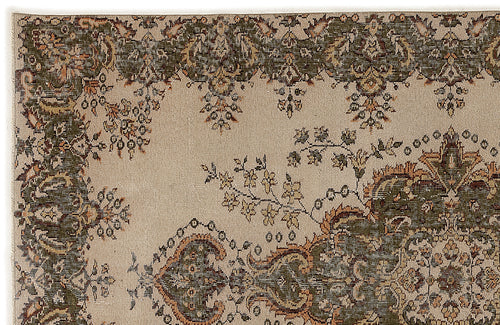 Load image 1 in gallery view. Fafais - Vintage Medallion Rug - 5'2 X 8'6