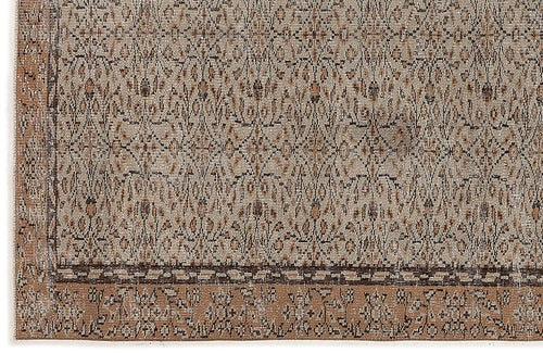 Load image 1 in gallery view. Thubuen - Vintage Floral Rug - 5'5 X 9'1