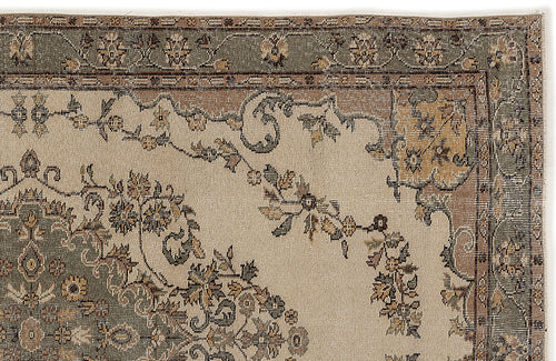 Load image 1 in gallery view. Trituis - Vintage Medallion Rug - 5'8 X 8'11