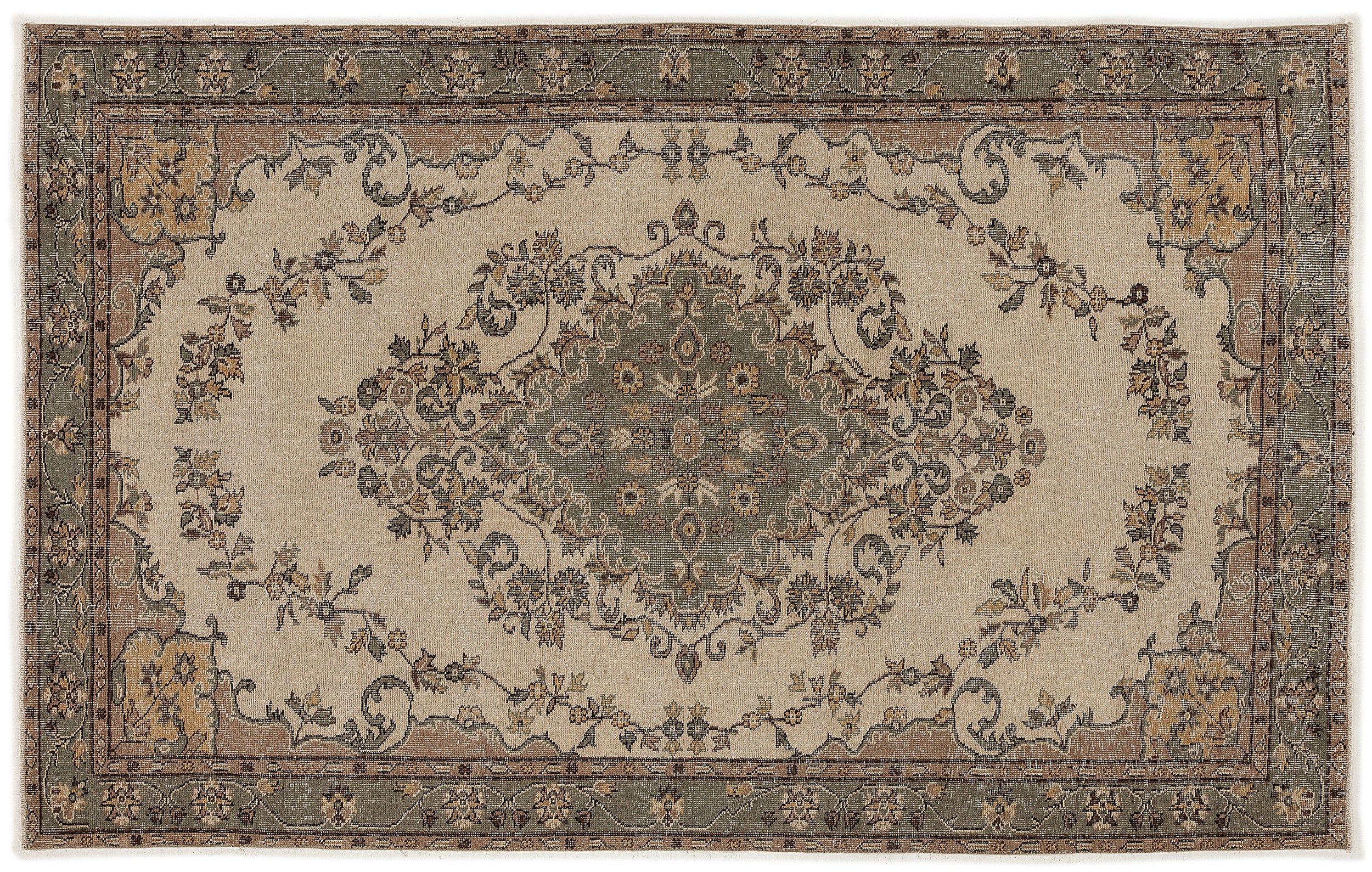Trituis - Vintage Medallion Rug - 5'8 X 8'11