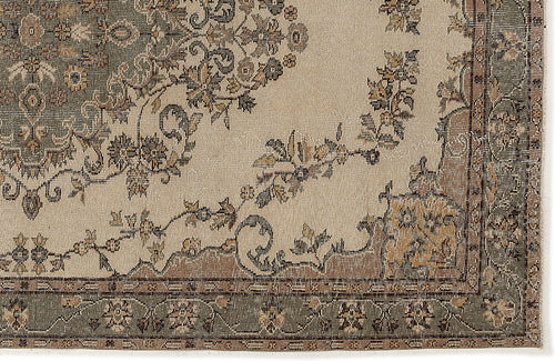 Load image 1 in gallery view. Trituis - Vintage Medallion Rug - 5'8 X 8'11