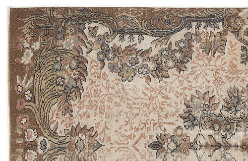 Load image 1 in gallery view. Frear - Vintage Medallion Rug - 5'11 X 8'8