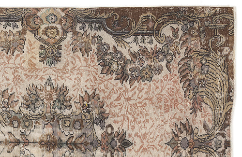 Load image 1 in gallery view. Frear - Vintage Medallion Rug - 5'11 X 8'8