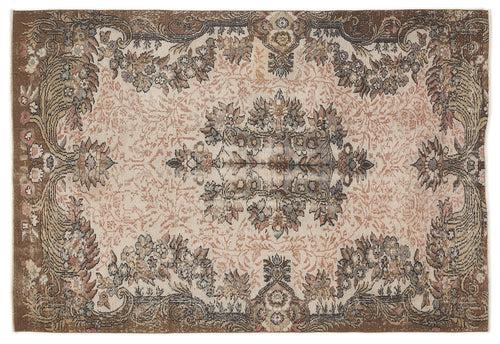 Load image 1 in gallery view. Frear - Vintage Medallion Rug - 5'11 X 8'8
