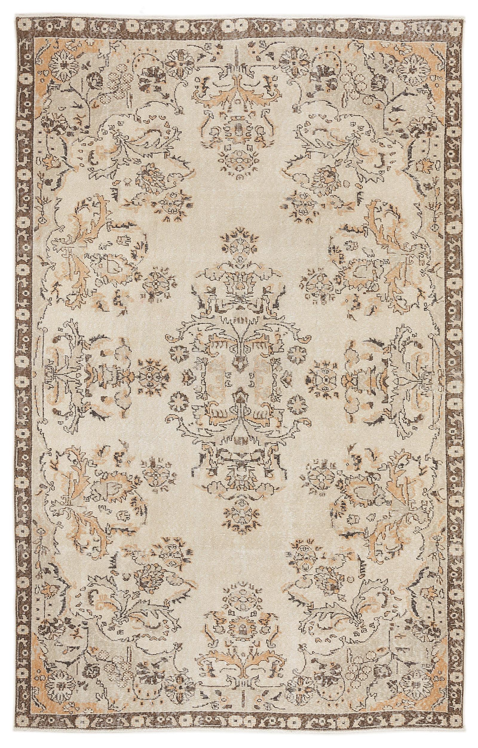 Clioda - Vintage Floral Rug - 6'5 X 10'4