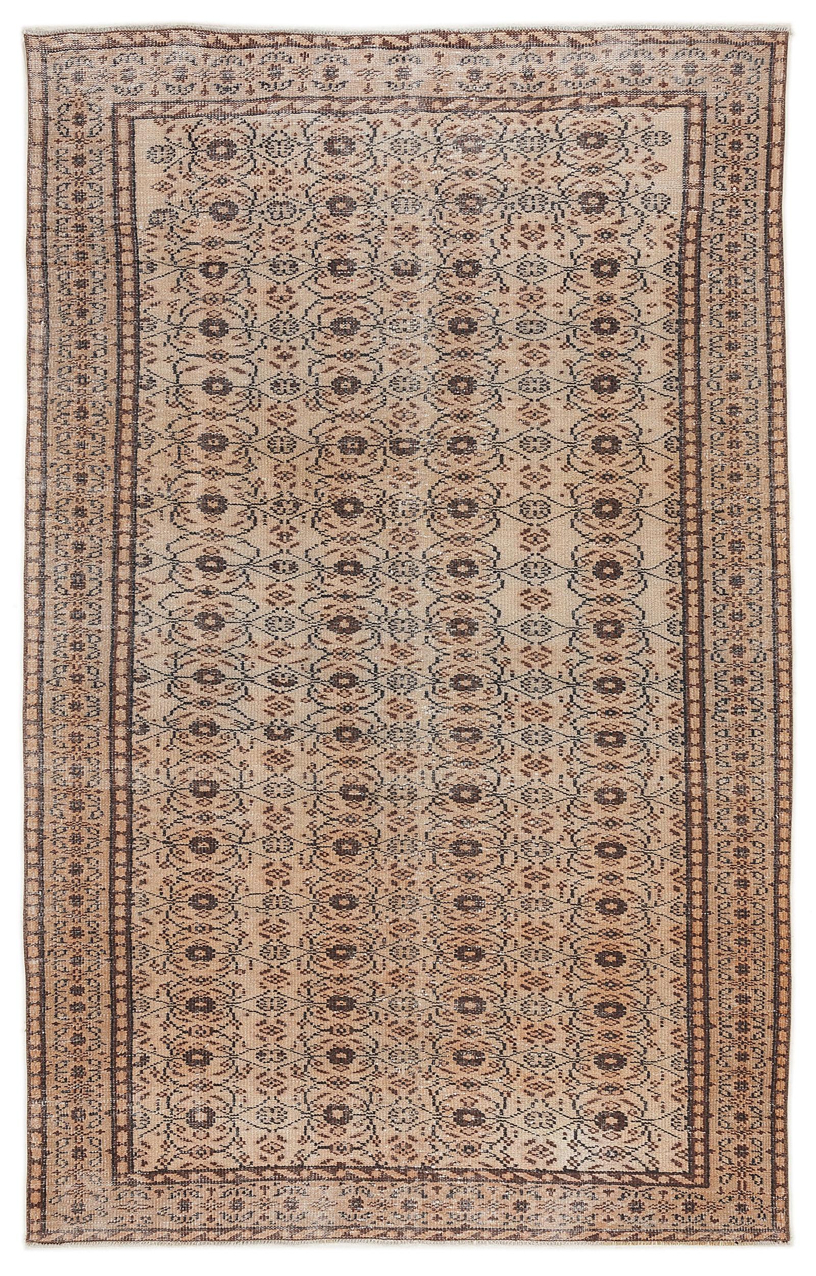 Benaor - Vintage Floral Rug - 5'7 X 9'0