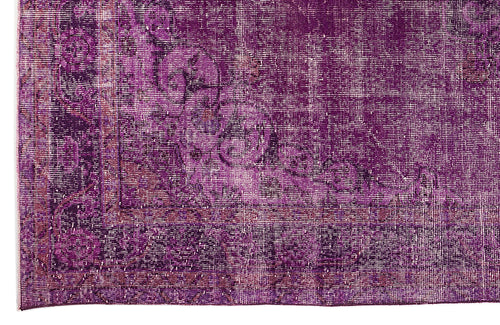 Load image 1 in gallery view. Glealuar - Vintage Distressed Rug - 6'7 X 10'11