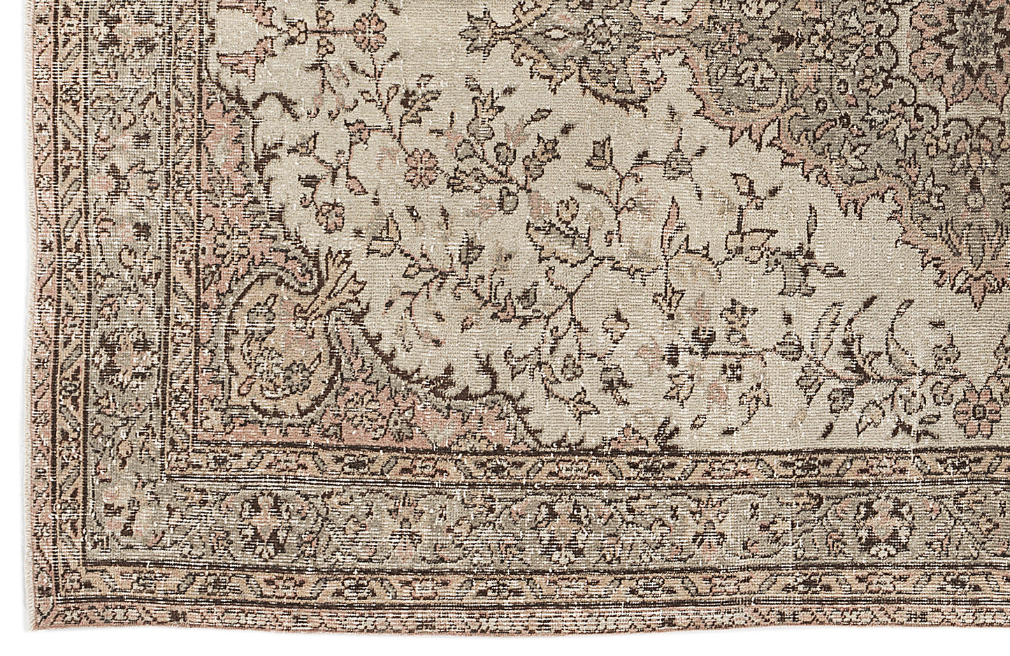 Mevesa - Vintage Medallion Rug - 5'4 X 8'11