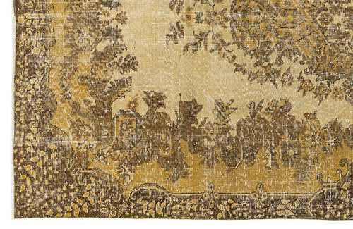 Load image 1 in gallery view. Bisona - Vintage Medallion Rug - 5'3 X 9'5